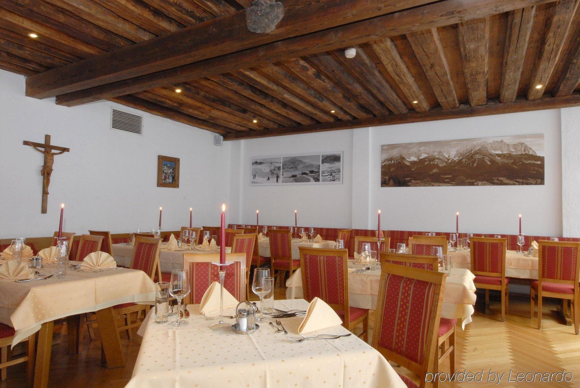 Hotel Fischer Sankt Johann in Tirol Restaurant photo